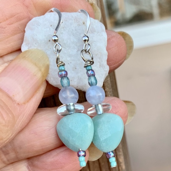 Holiday Glow Mint Amazonite Heart Earrings - Picture 6 of 12